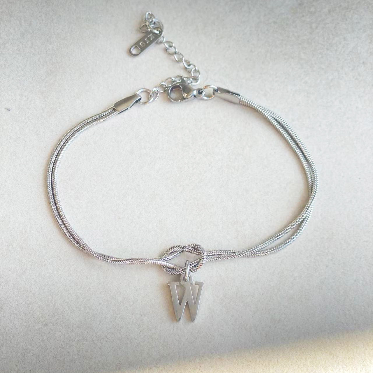 Stilrent armband med personlig touch