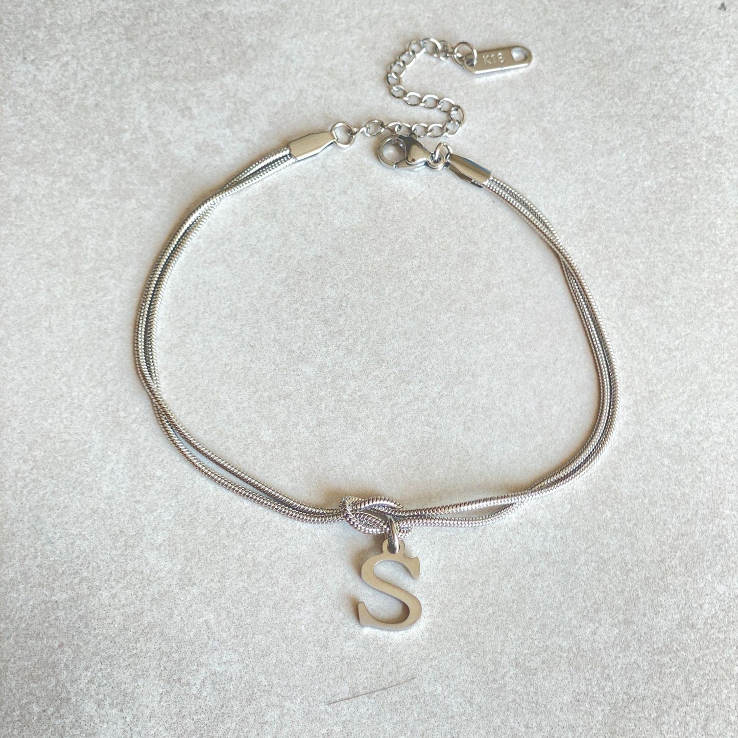 Stilrent armband med personlig touch