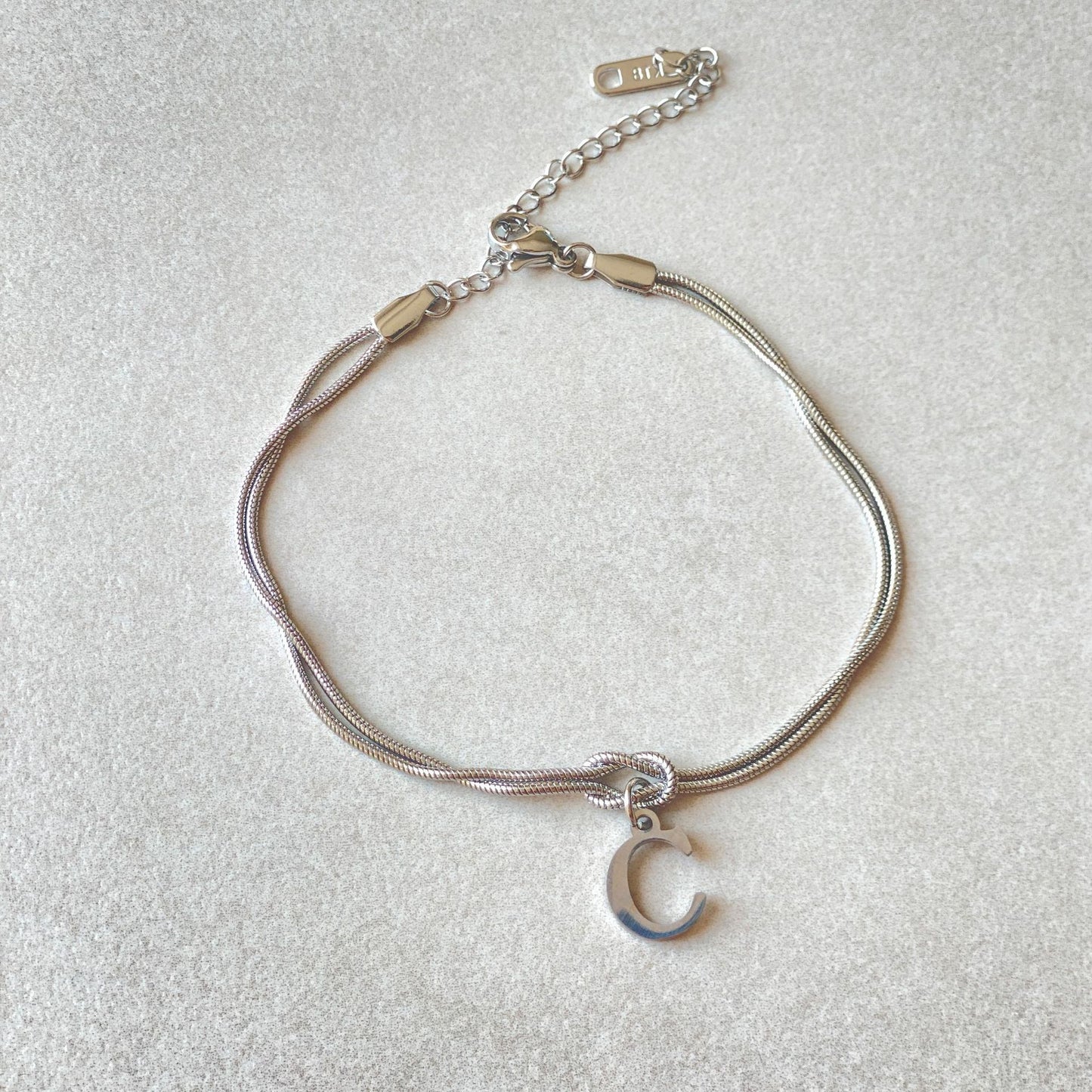 Stilrent armband med personlig touch