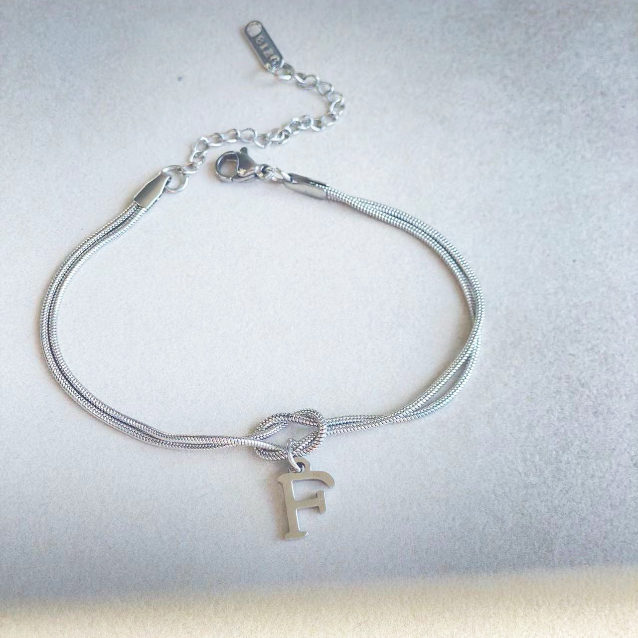 Stilrent armband med personlig touch