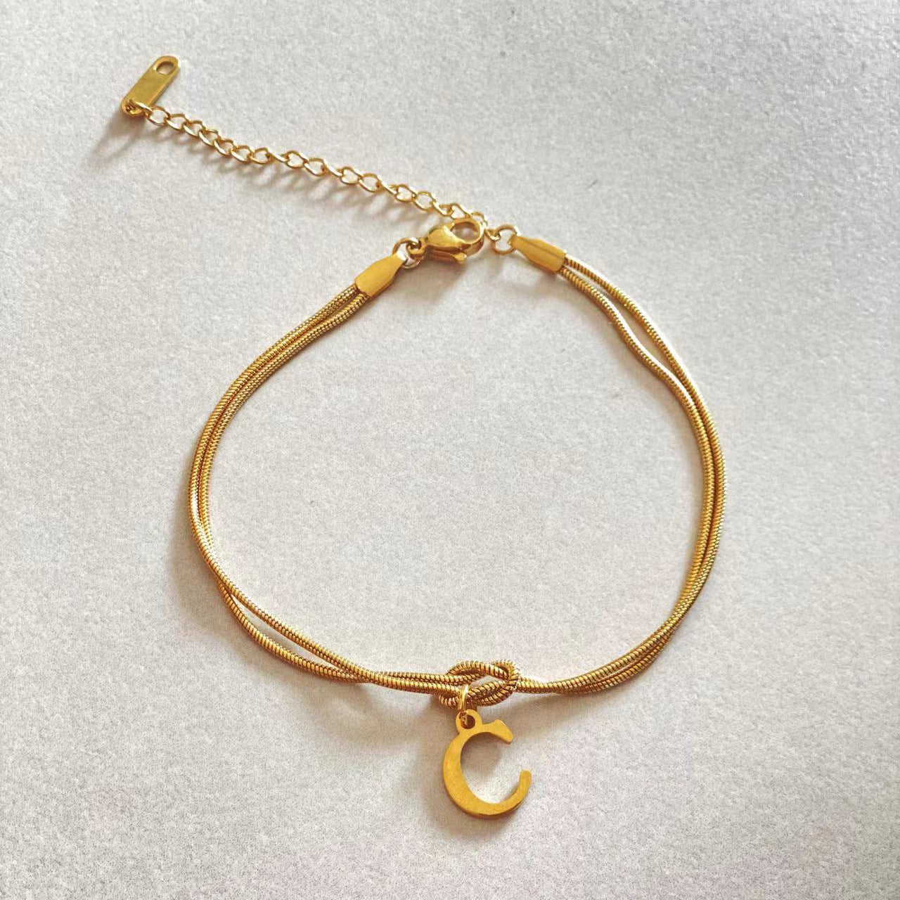 Stilrent armband med personlig touch