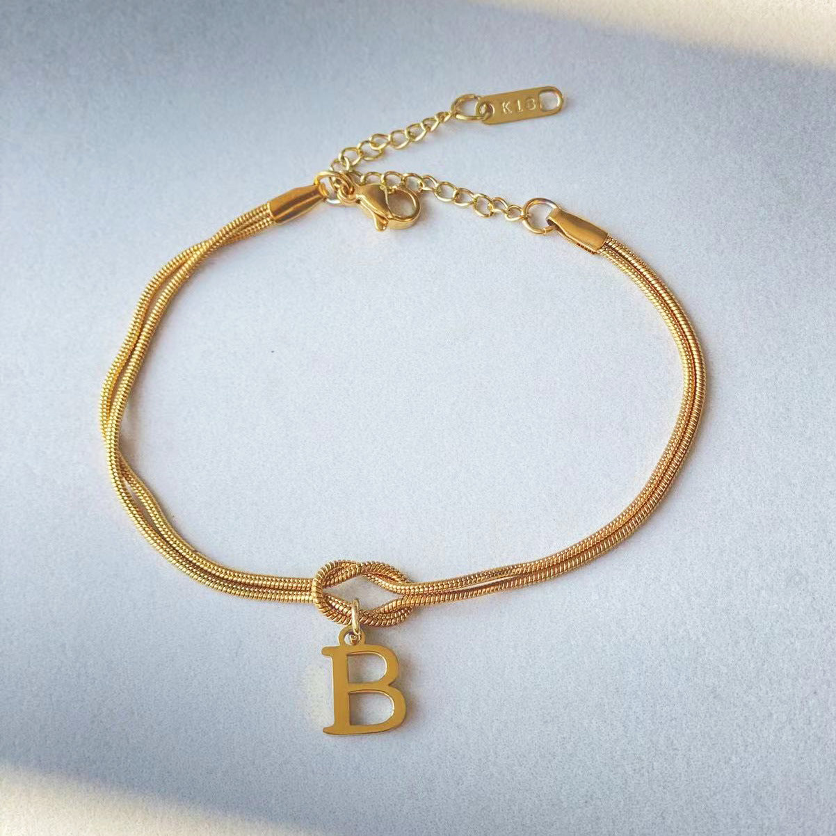 Stilrent armband med personlig touch